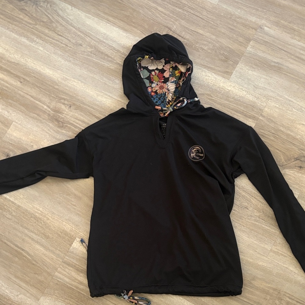 Rash guard for surfing